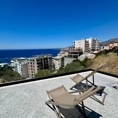 Summer Waves - Panoramic View & Pool Appartement Sarandë