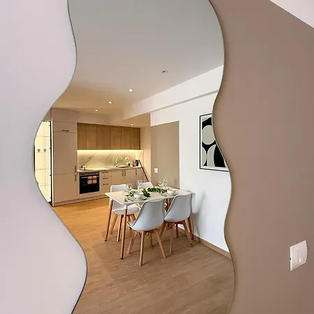Summer Waves - Panoramic View & Pool Appartement