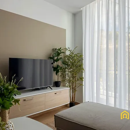 Summer Waves - Panoramic View & Pool Appartement *