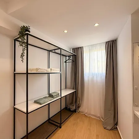 Summer Waves - Panoramic View & Pool Appartement *
